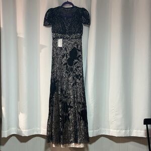 Cinderella Divine Black Lace womens Evening Dress Prom Sleeves 8 NWT dark fairy
